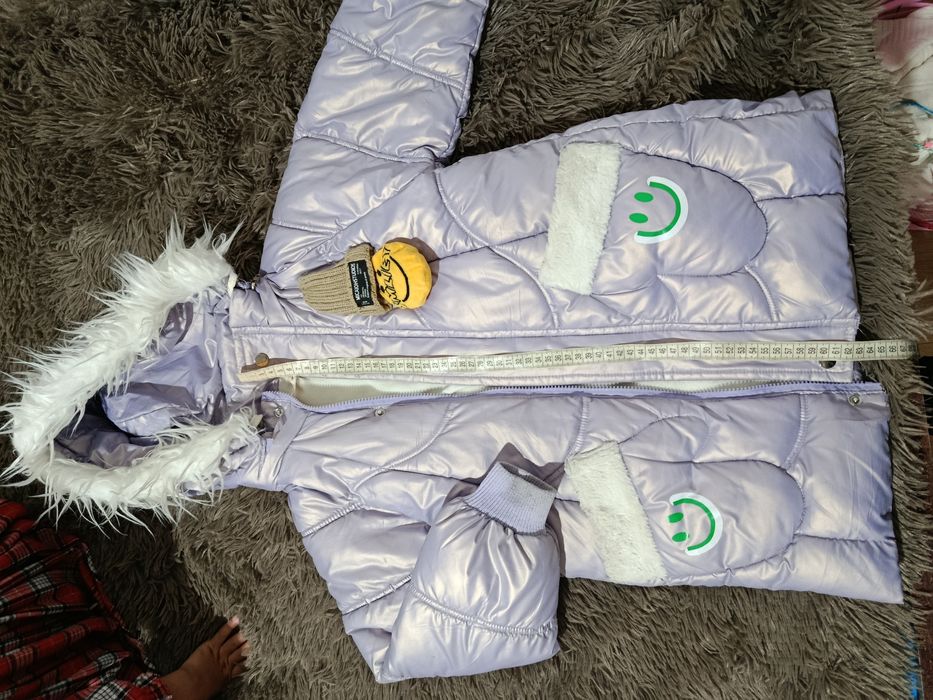 Куртка на девочку