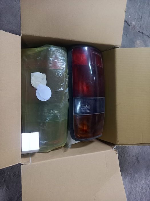 Задние габариты на Тойоту