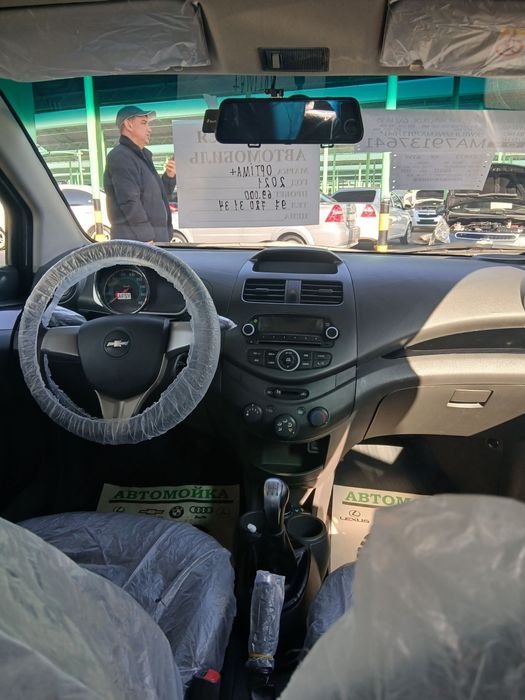 Продается автомобиль марки СПАРК