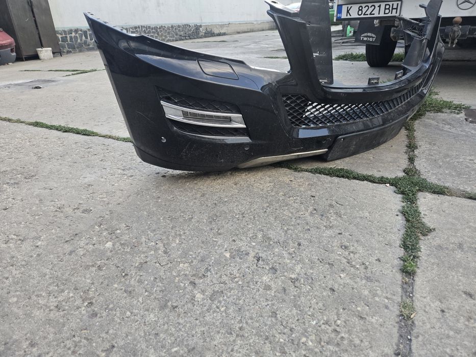 Предна LED броня ML w164 facelift. Оборудвана