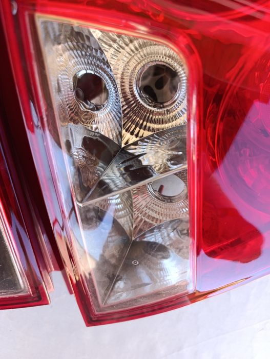 Оптра фары от жентры в хорошем состоянии