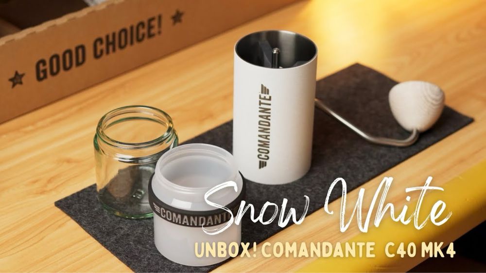 Кофемолка ручная Comandante C40 MK4 NITRO BLADE.Snow White