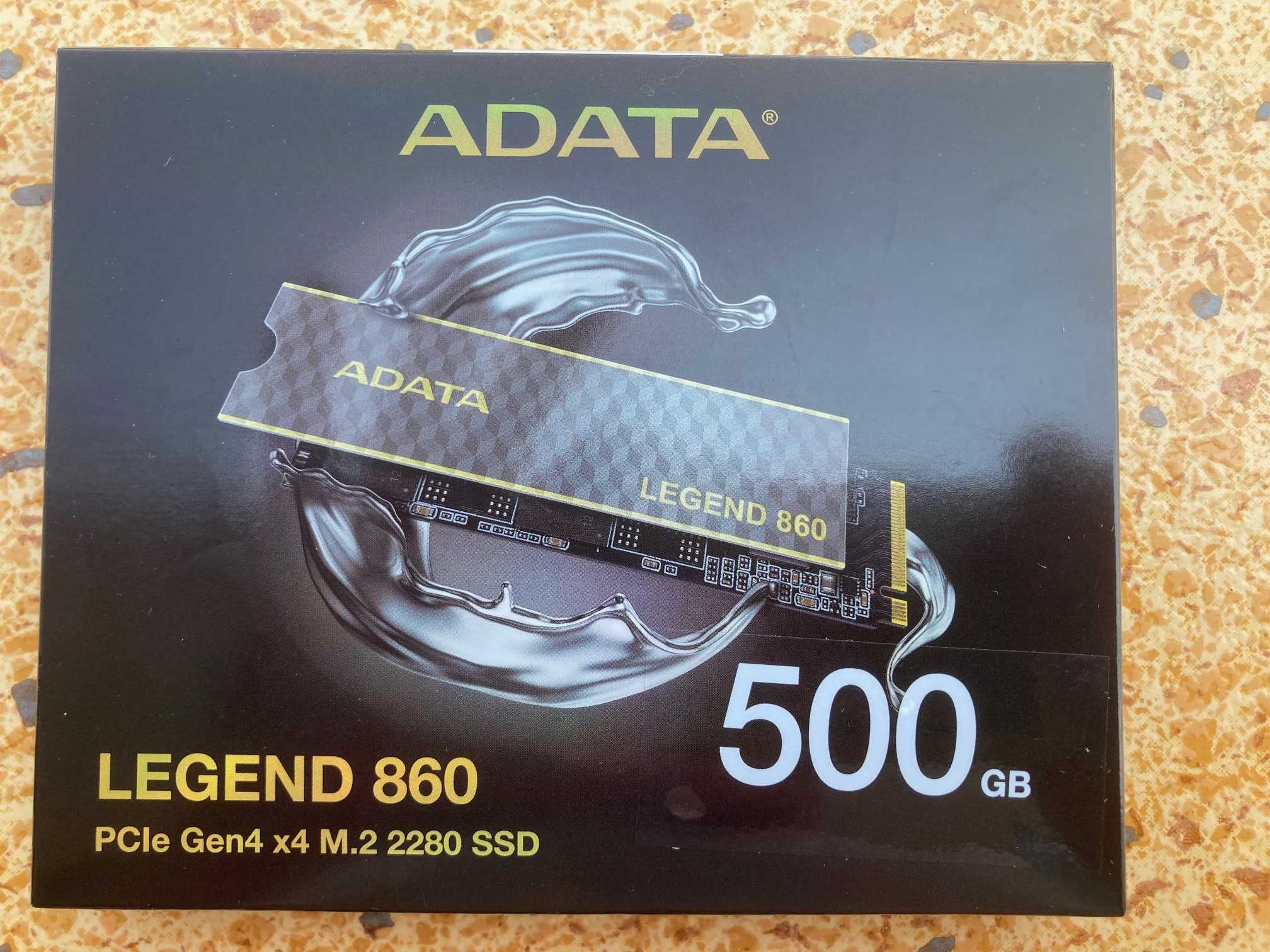 Продавам SSD за компютър лаптоп 500G бърз ADATA Legend 860 M.2 2280