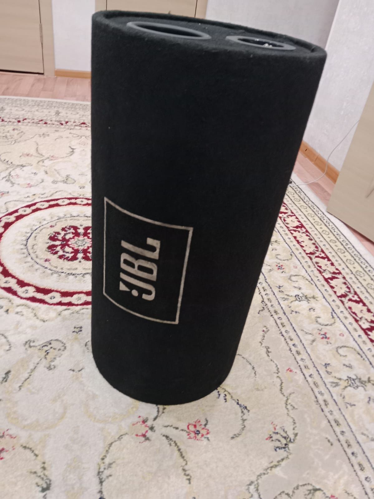 Автомобильный сабвуфер JBL CS1204T