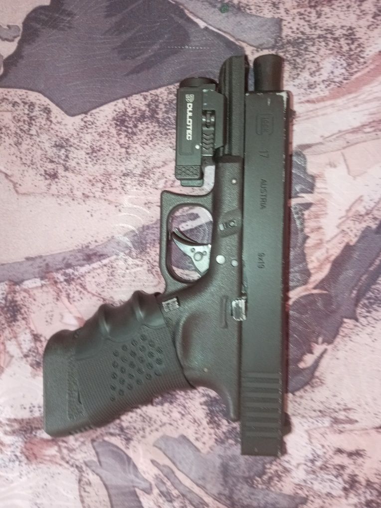 Airsoft CO2 2,3J с откат FAKEGUN