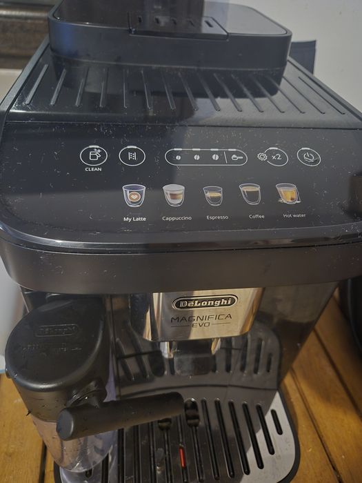 Espressor automat De'Longhi Magnifica Evo