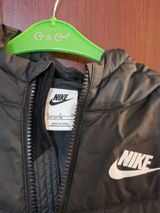 Зимно детско яке с качулка Nike