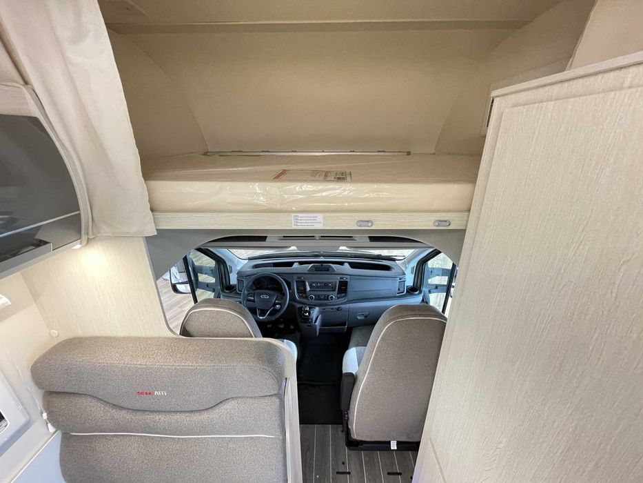 Autorulotă NobelArt A-9000, nou model 2025, Alcove, 6 Locuri, Ford