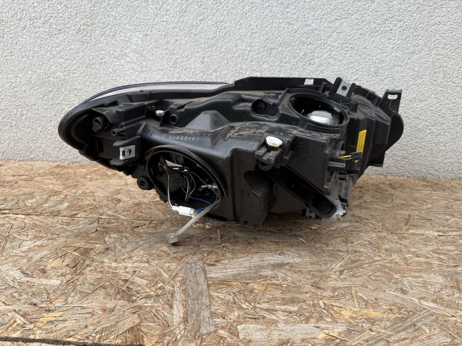 Far stanga BMW Seria1 F20 NFL Xenon Europa volan stanga
