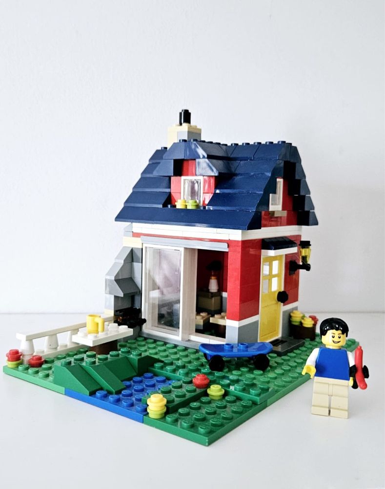 Lego Creator 31009 - Small Cottage (2013)