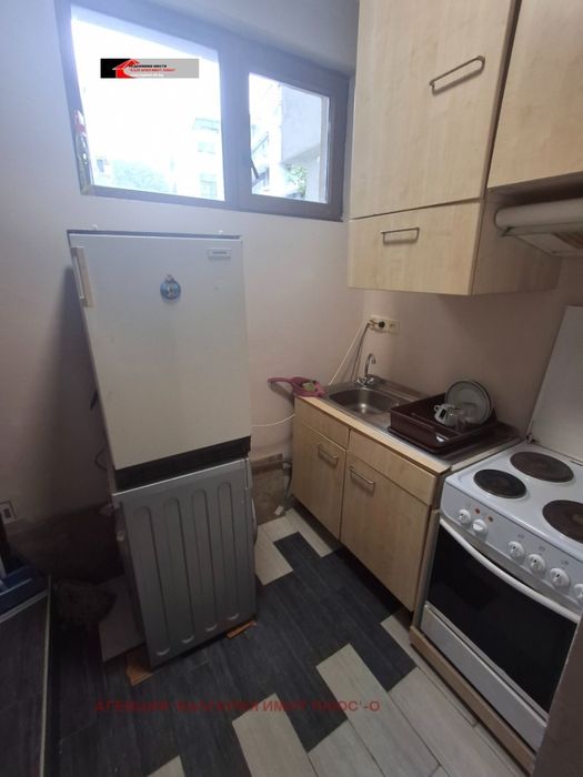 Дава под наем 1-стаен гр. София - Банишора 30m²