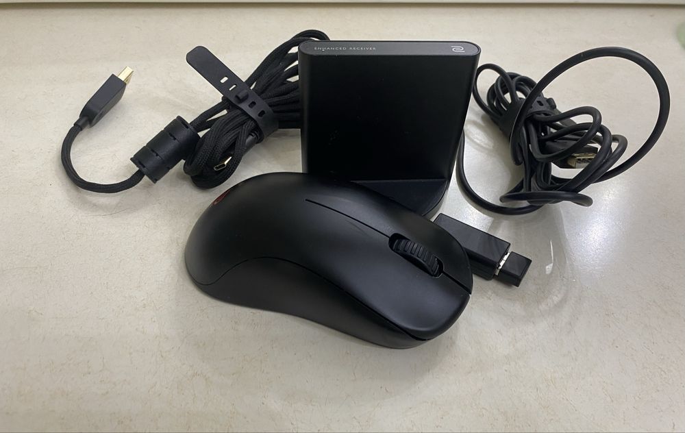 Продам беспроводную игровую мышь Zowie U2