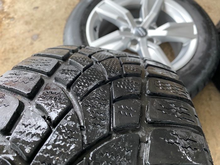 Jante originale Audi 16 cu anvelope de iarna