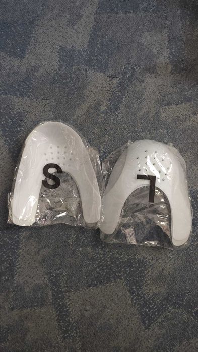 Sneaker/shoe shield