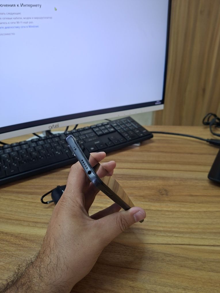 Redmi Note 11 pro 128 
Holati yaxshi ozimiza ishtalib yurgan telfon is