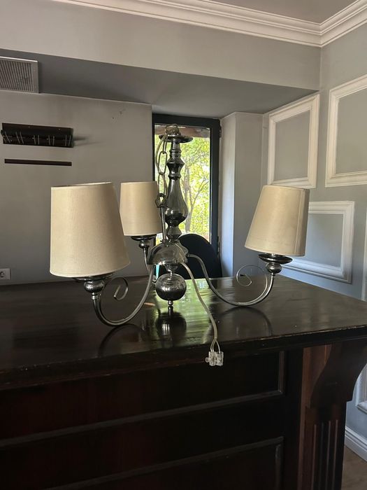 Lustra+aplica mare + aplica medie