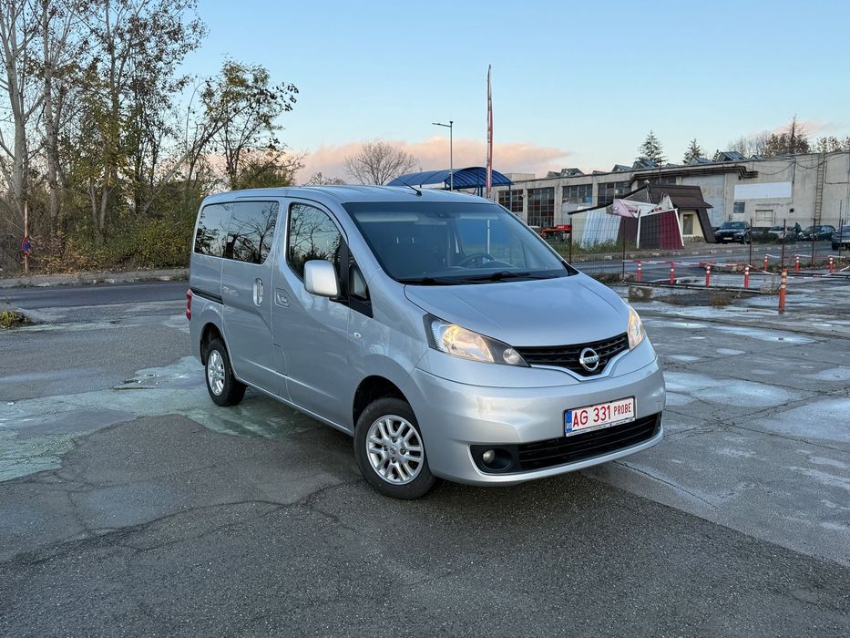 Nissan NV200
