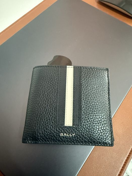 Мъжки портрейл bally