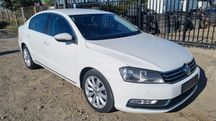 Usa dreapta fata vw passat b7 an 2013 usa fata stanga fata vw pasat b7
