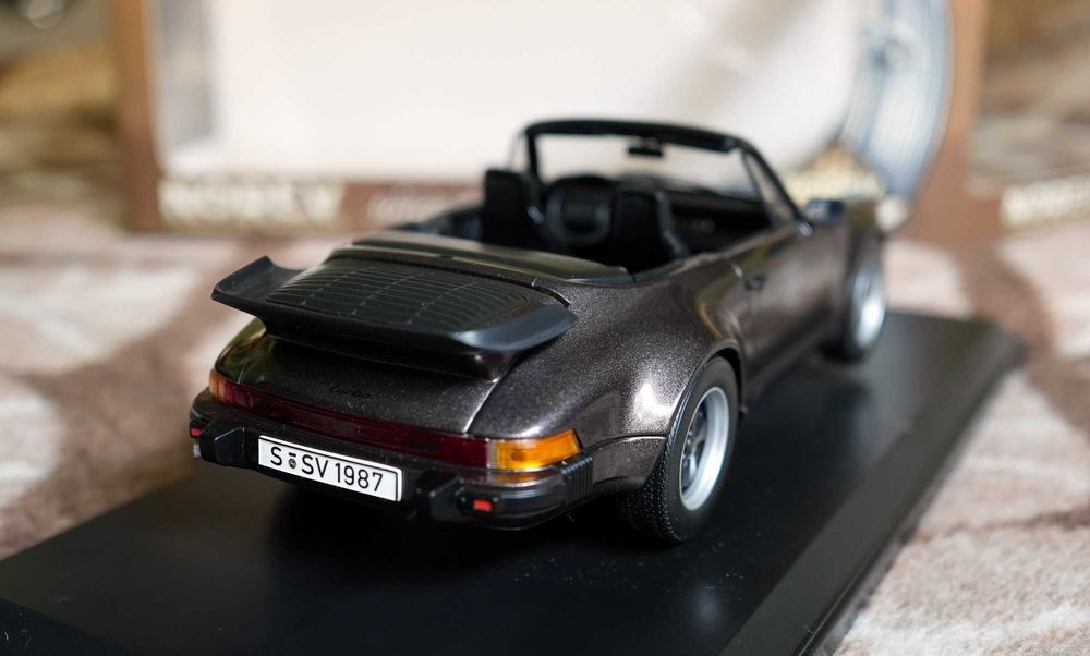 Porsche 911 (930) Turbo 3,3 l Norev 1/18