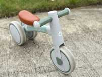 Bicicleta fara pedale Momi Tedi