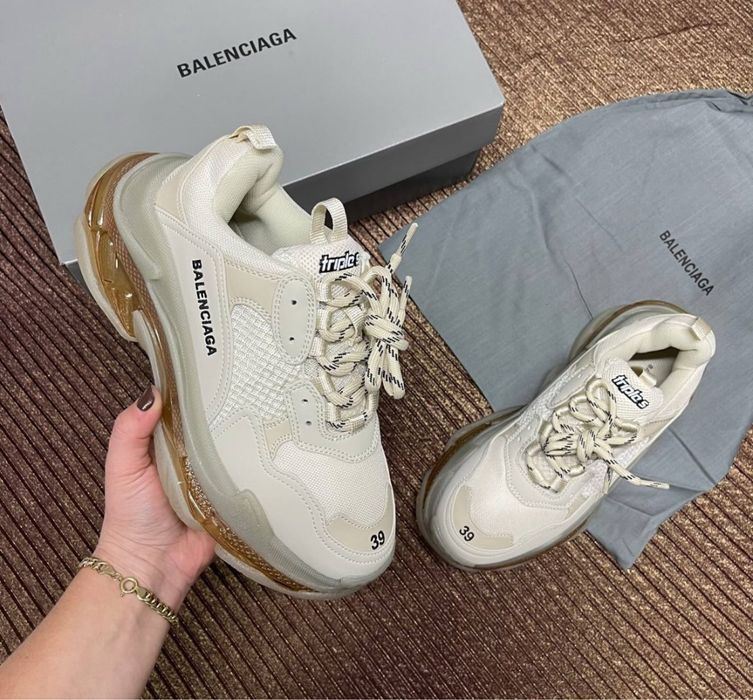 Balenciaga triple s