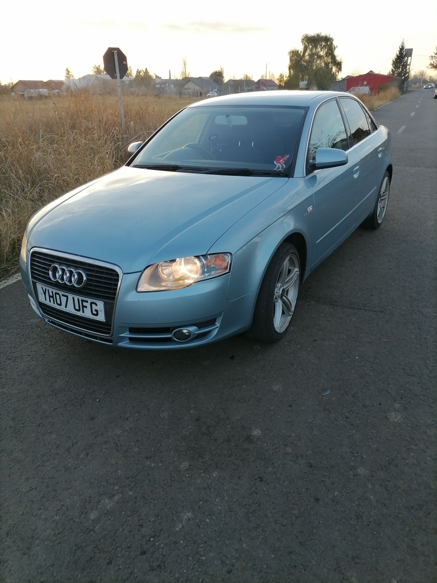 Dezmembrez Audi A4 b7 1.9 TDI BRB 116 CP