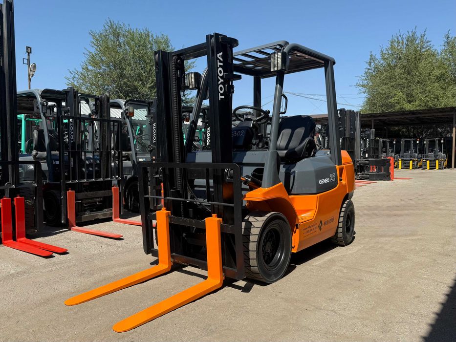 Вилочный погрузчик Тойота ( Кара)