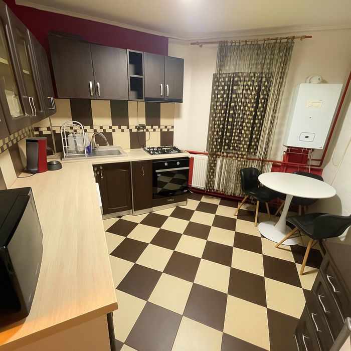 Inchiriez apartament 2 camere