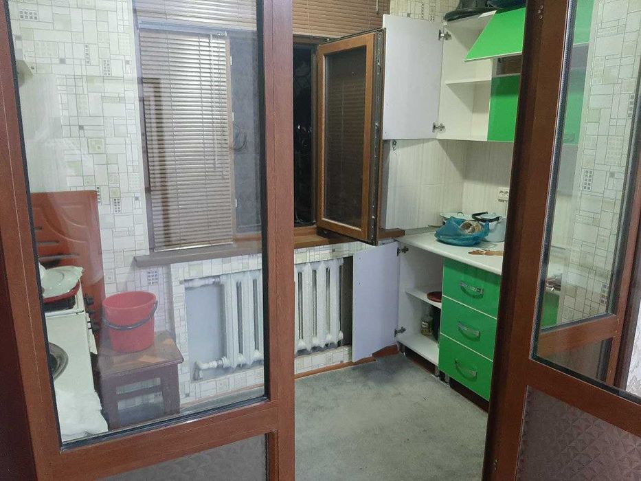 Продается нежилое помещение 3х комнатная + подвал Чиланзар 20 квартал