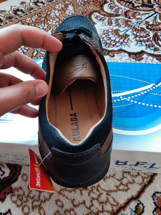 Мужские кроссовки  "KULADA".