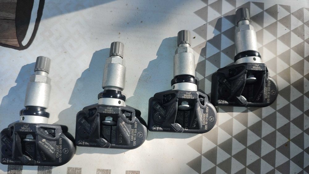 Датчик за налягане на гумете TPMS Mercedes тпмс Мерцедес G GL C CLS S