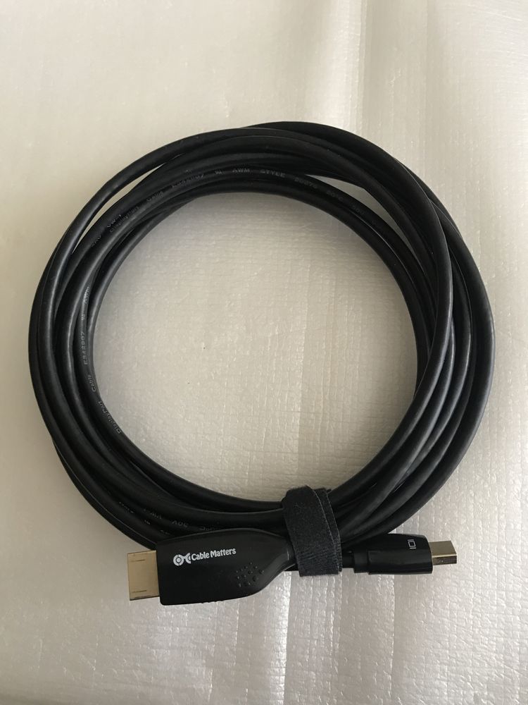 Cablu Thunderbolt la HDMI de 4,5 metri lungime