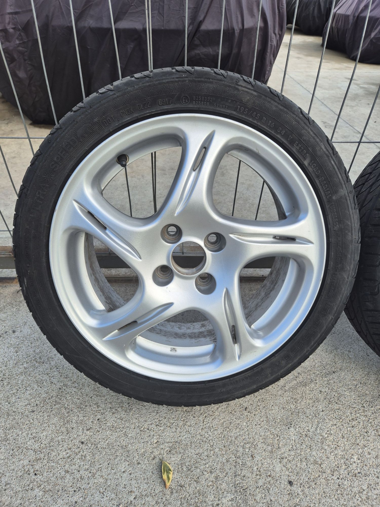 Джанти Honda 16 цола , 4х100 , 6.5j et45 , 195/45/16 Toyota Mini Opel