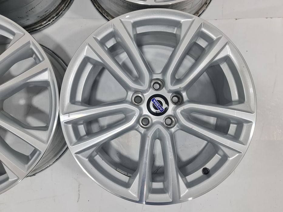 Jante 18 Ford Kuga Mondeo Focus Puma Galaxy Volvo XC40 XC60 V40 V60