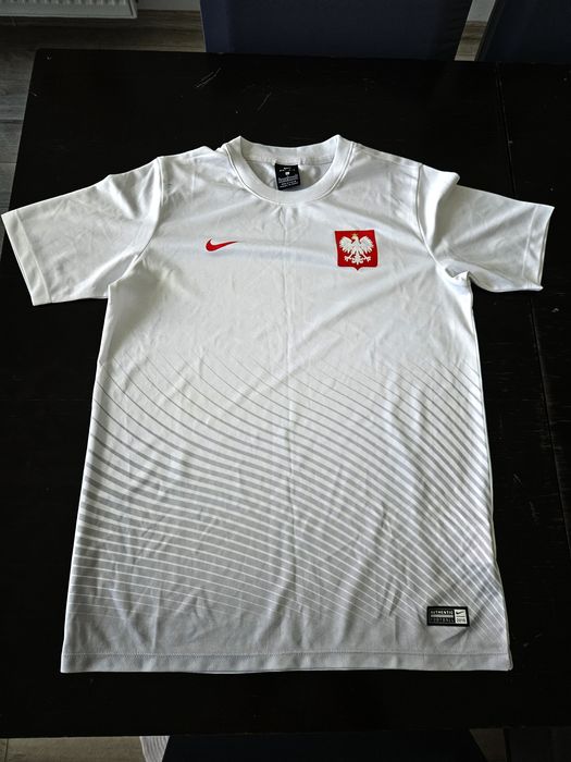 Vand tricou fotbal nike nou