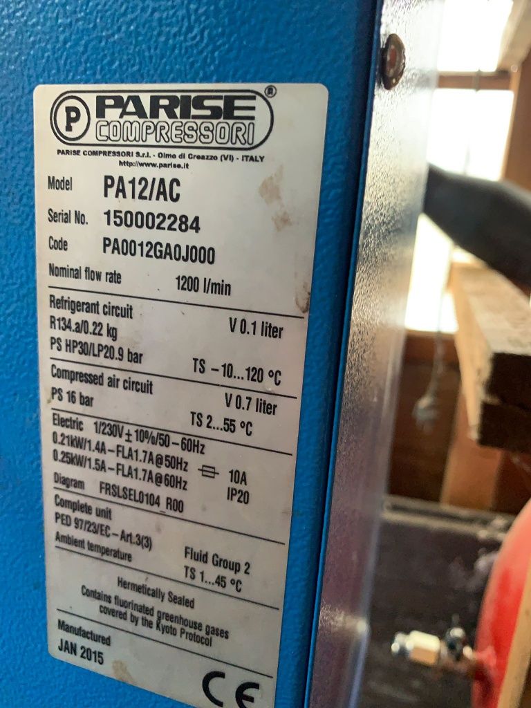 Vând compresor cu șurub Parise Compressori PA12/AC