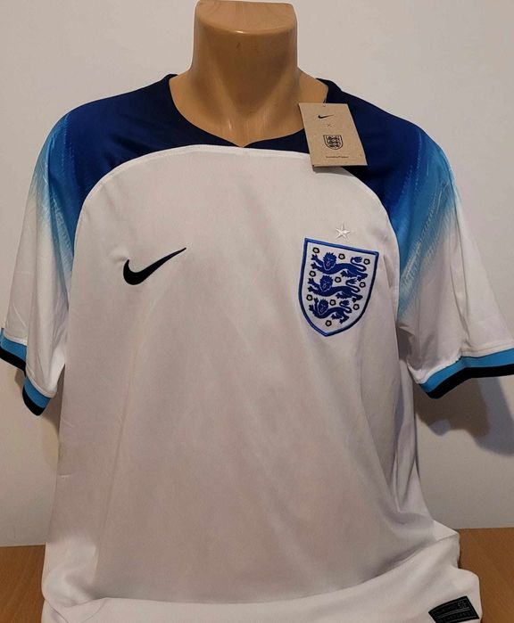 Tricou Anglia nou