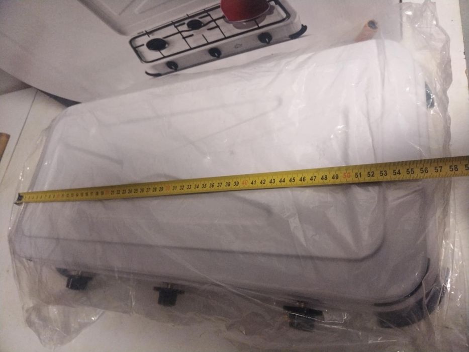 Компактен троен газов котлон  
DCG EKP2423 / мощност 900W
 3 горелки /