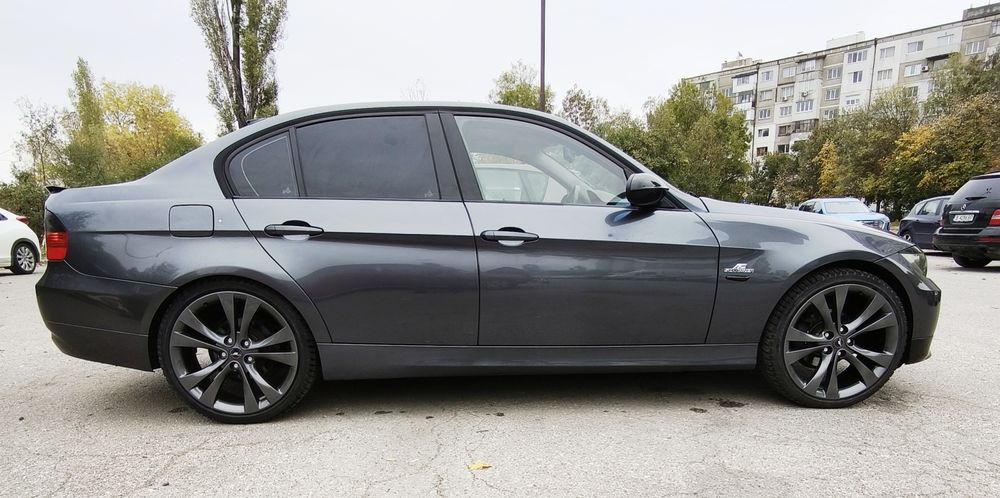BMW E90 2.0i 148000км