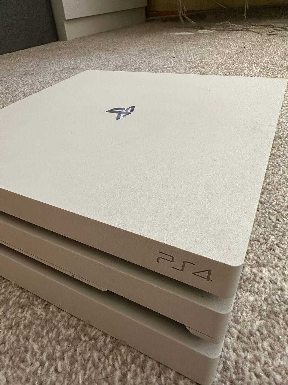 PlayStation 4 Pro 1 tb