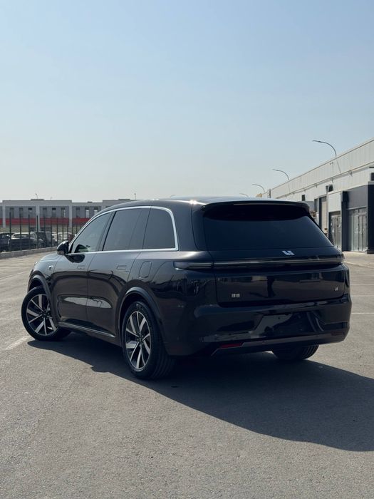 Lixiang Li 8 pro 2024 в наличии