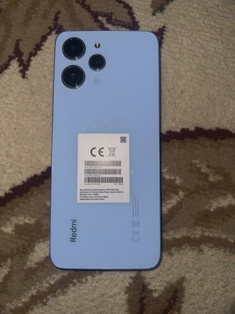 Xiaomi redmi 12 holati yangidek turibdi hali