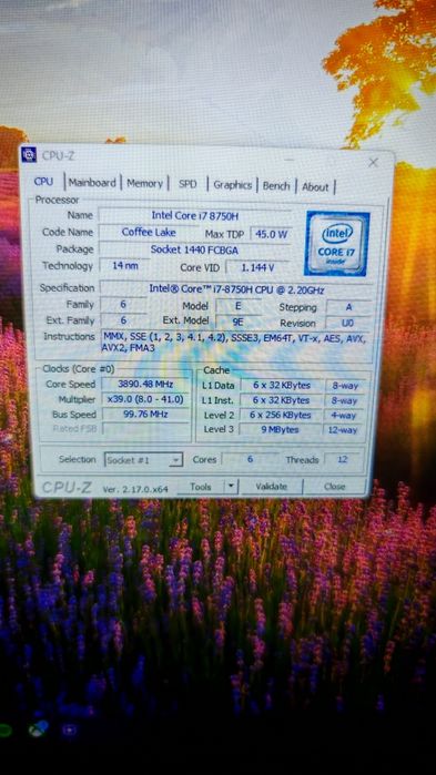 Laptop Gaming ASUS ROG GL704GV cu procesor Intel i7-8750H RTX 2060