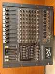 Peavey XR800F+ mixer amplificat
