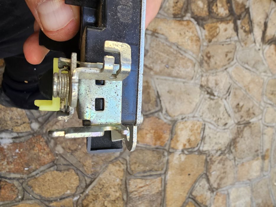 Ключалка багажник Хюндай Елантра 2024г