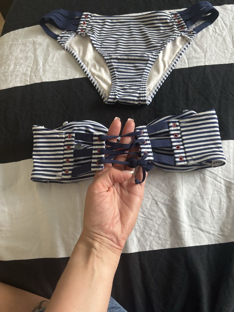 Бански на Victoria’s Secret