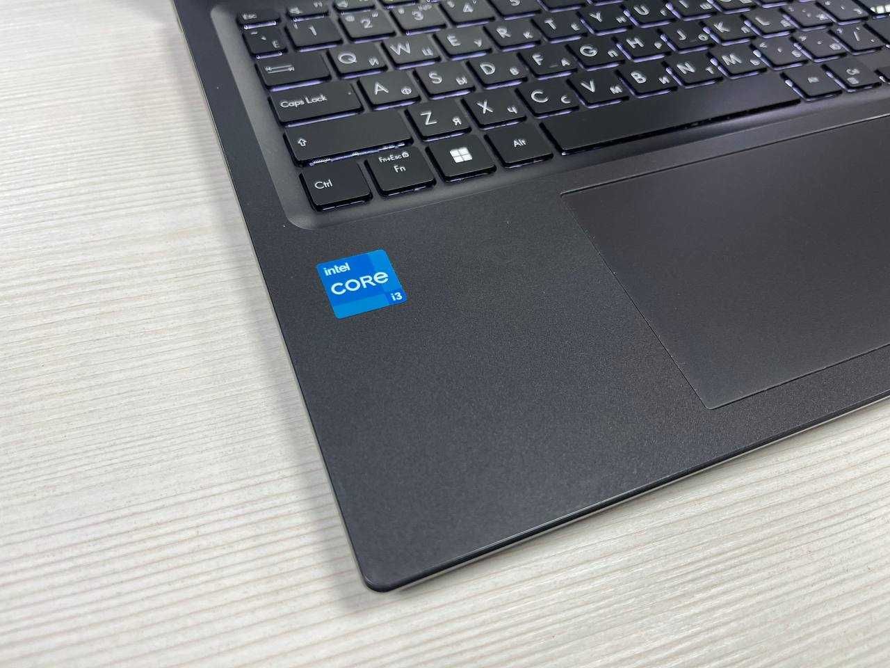 ASUS ViVoBook Core i3-12*ОЗУ16/SSD512/12 Ядро Диагональ 16