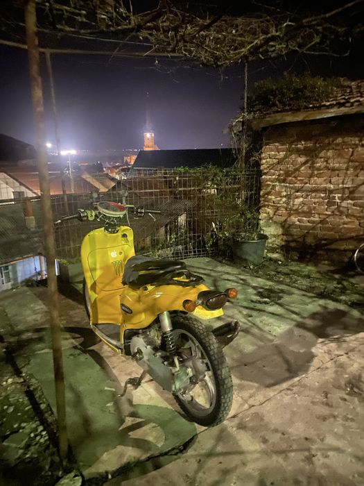 Vand scuter aprilia scarabeo 49cc