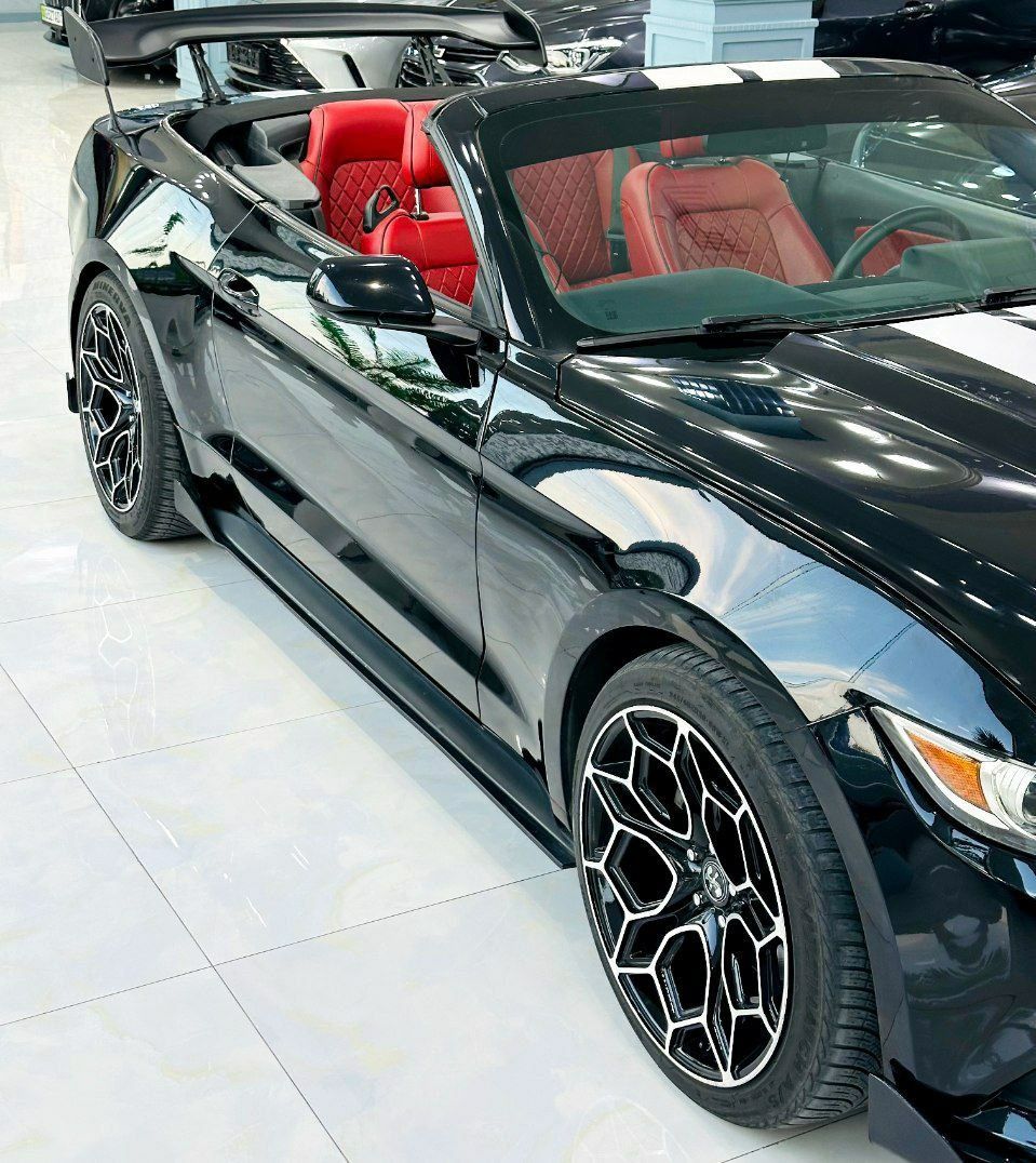 Mustang Yili 2016 Фулл